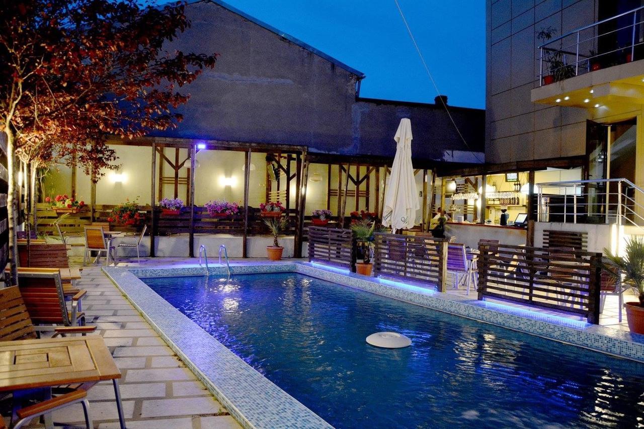 Hotel Lido Craiova Dış mekan fotoğraf